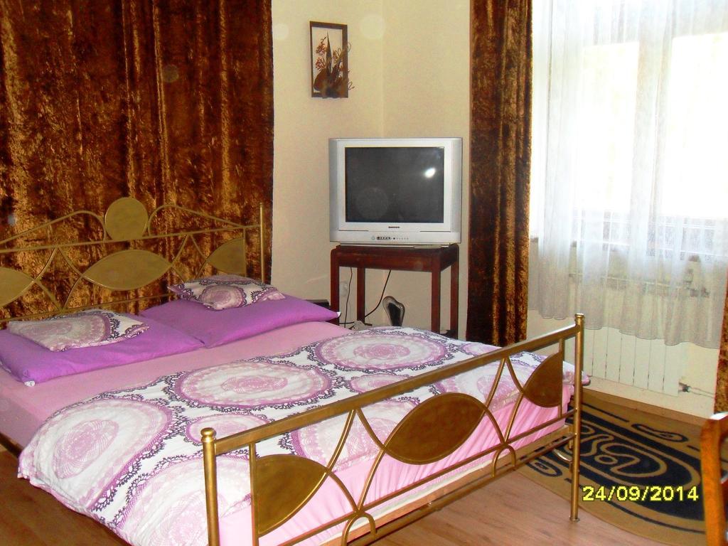 Kasztelania Pod Lipami Villa Zakroczym Habitación foto